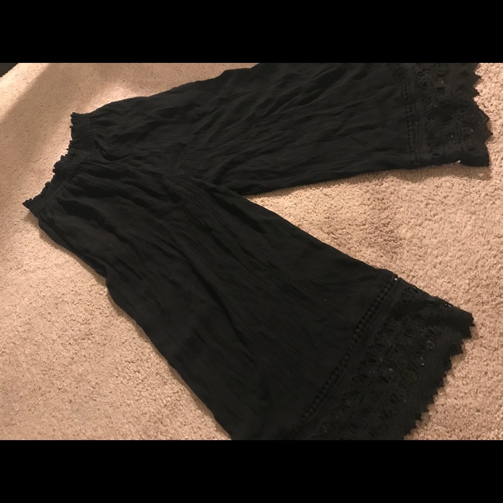 American Eagle Black wide leg pant